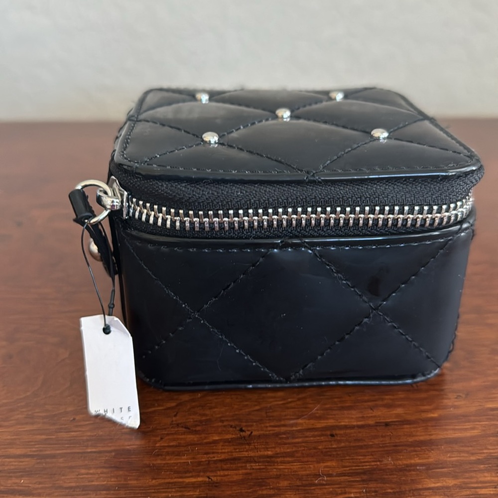 WHBM Women's Black Studded Quilted Jewelry Case OS NWT - Picture 6 of 13